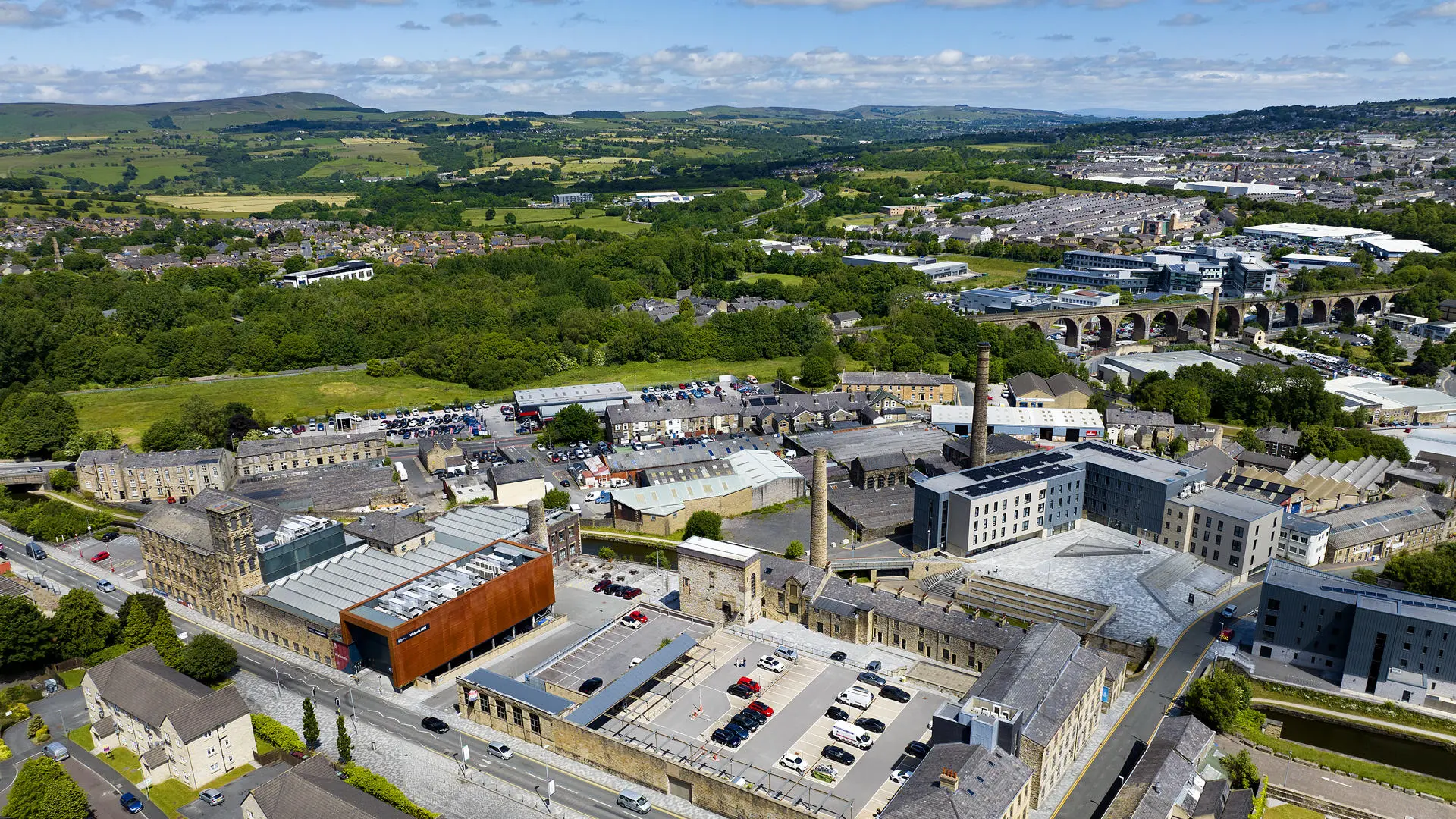 UCLan burnley campus and the surrounding area from above