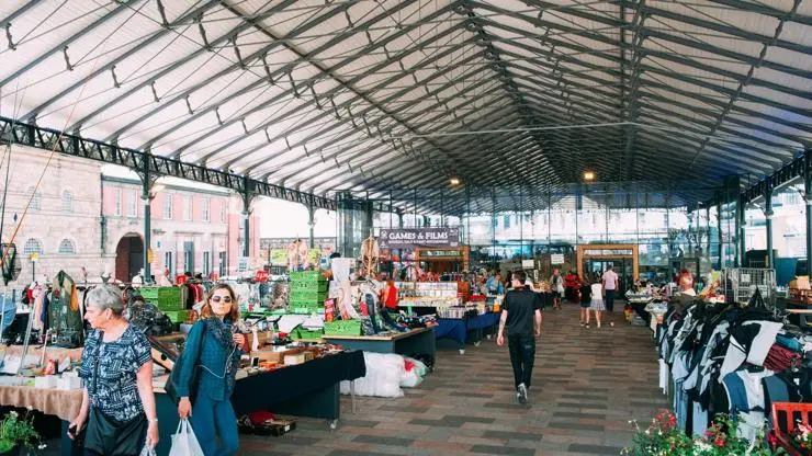 Explore a range of stalls in the outdoor market.
