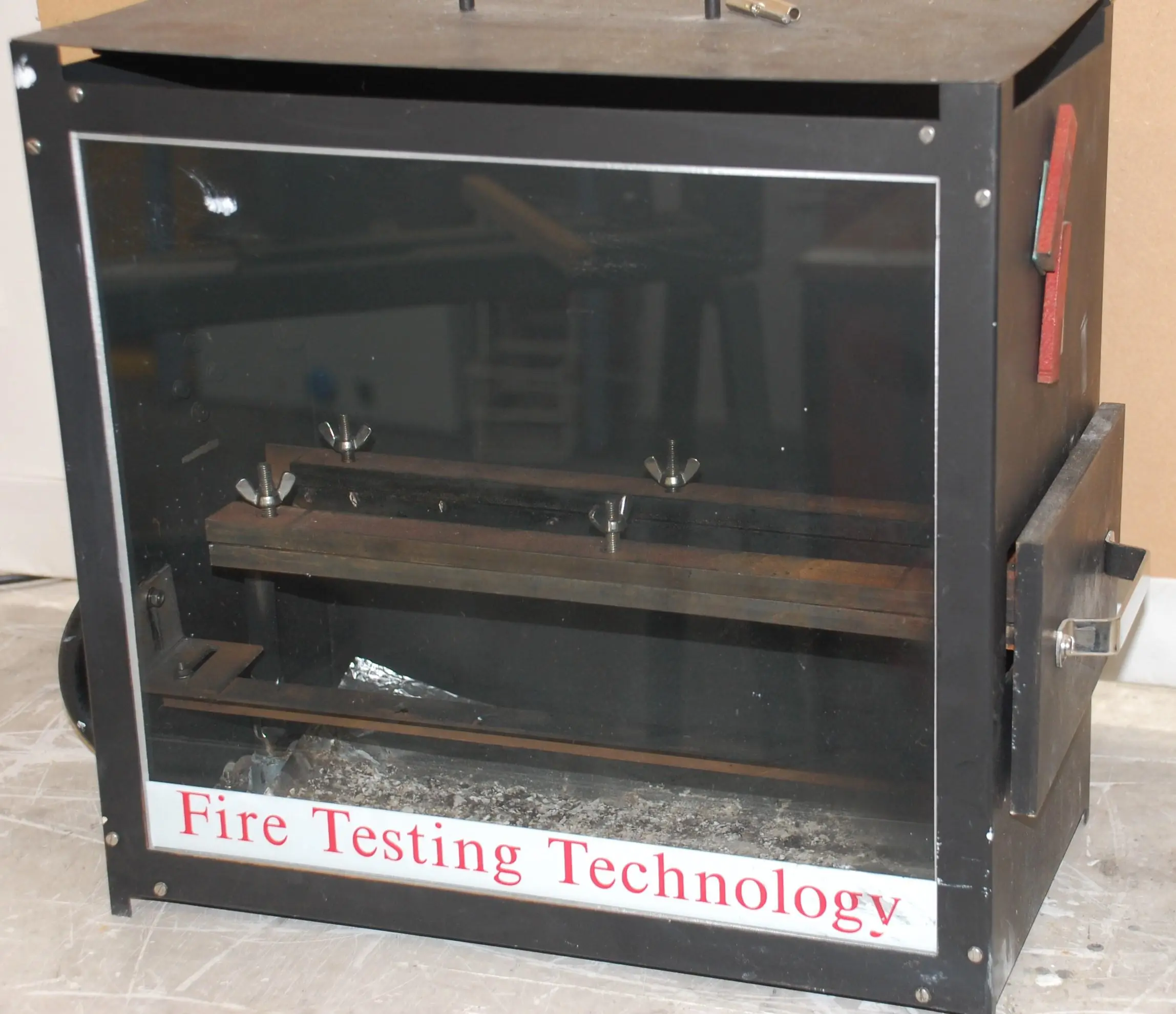 flammability-test-for-motor-vehicle-interiors