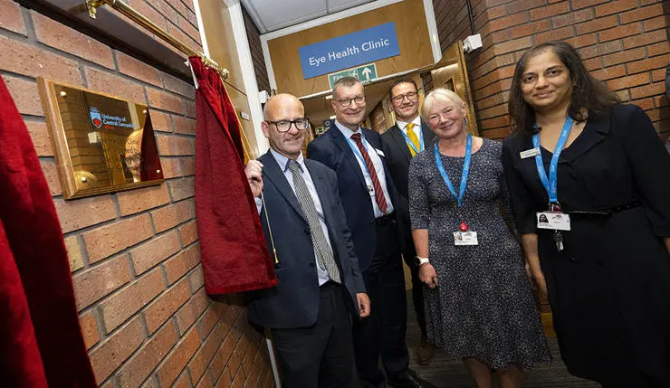 (L-R) Lancashire County Councillor Shaun Turner, UCLan Vice-Chancellor Professor Graham Baldwin, Deputy Head of School of Medicine Nigel Garratt, Professor Cathy Jackson, Executive Dean of the Faculty of Clinical and Biomedical Sciences and Rupal Lovell-Patel, Academic Lead for Vision Sciences at the University.
