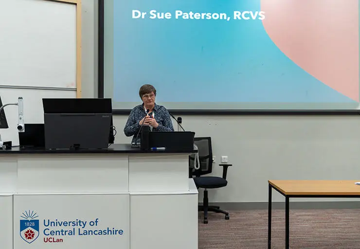 Dr Sue Paterson speaks to the UCLan students