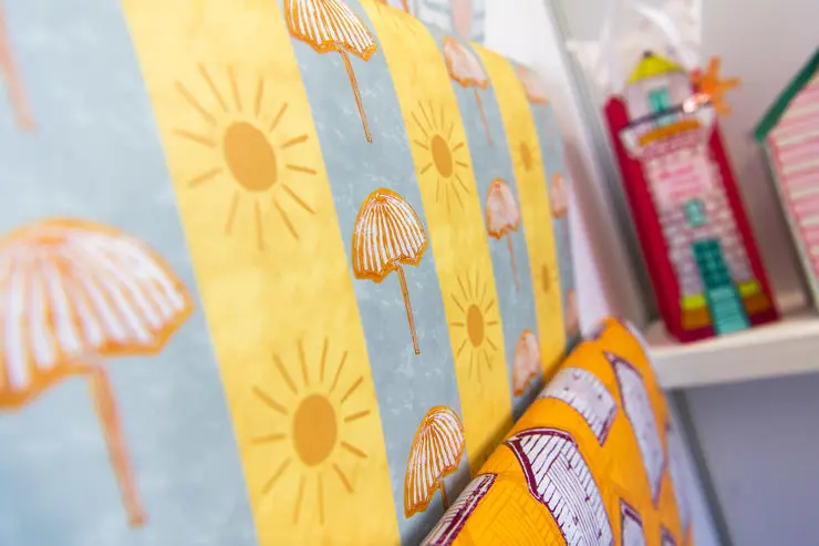 Sunshine and parasol decorated wrapping paper